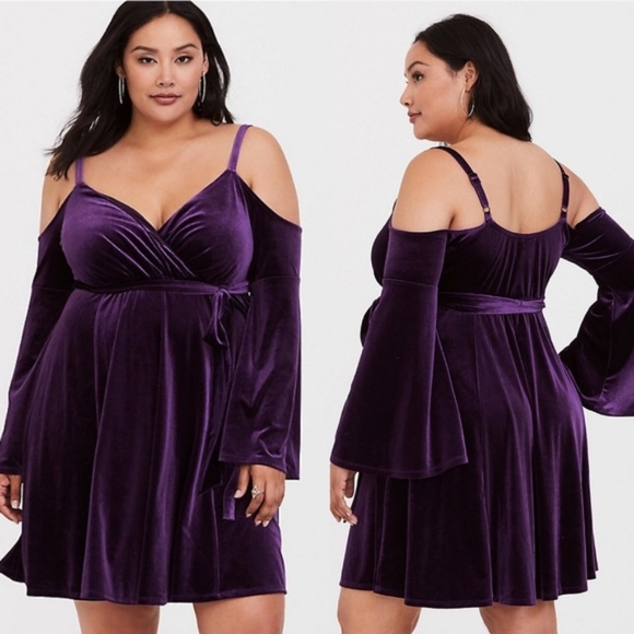 torrid Dresses & Skirts - Torrid Purple Velvet Mini Dress